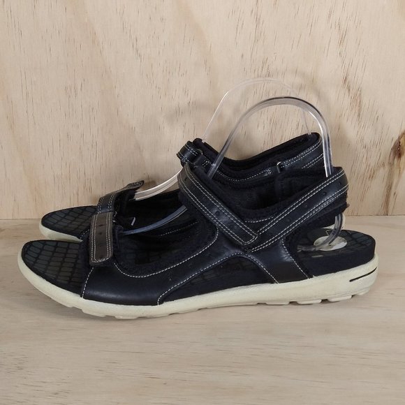 ecco sandals ladies size 5
